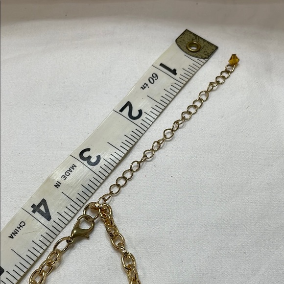 Elegant Gold and Pink Beaded Necklace - Picture 4 of 5